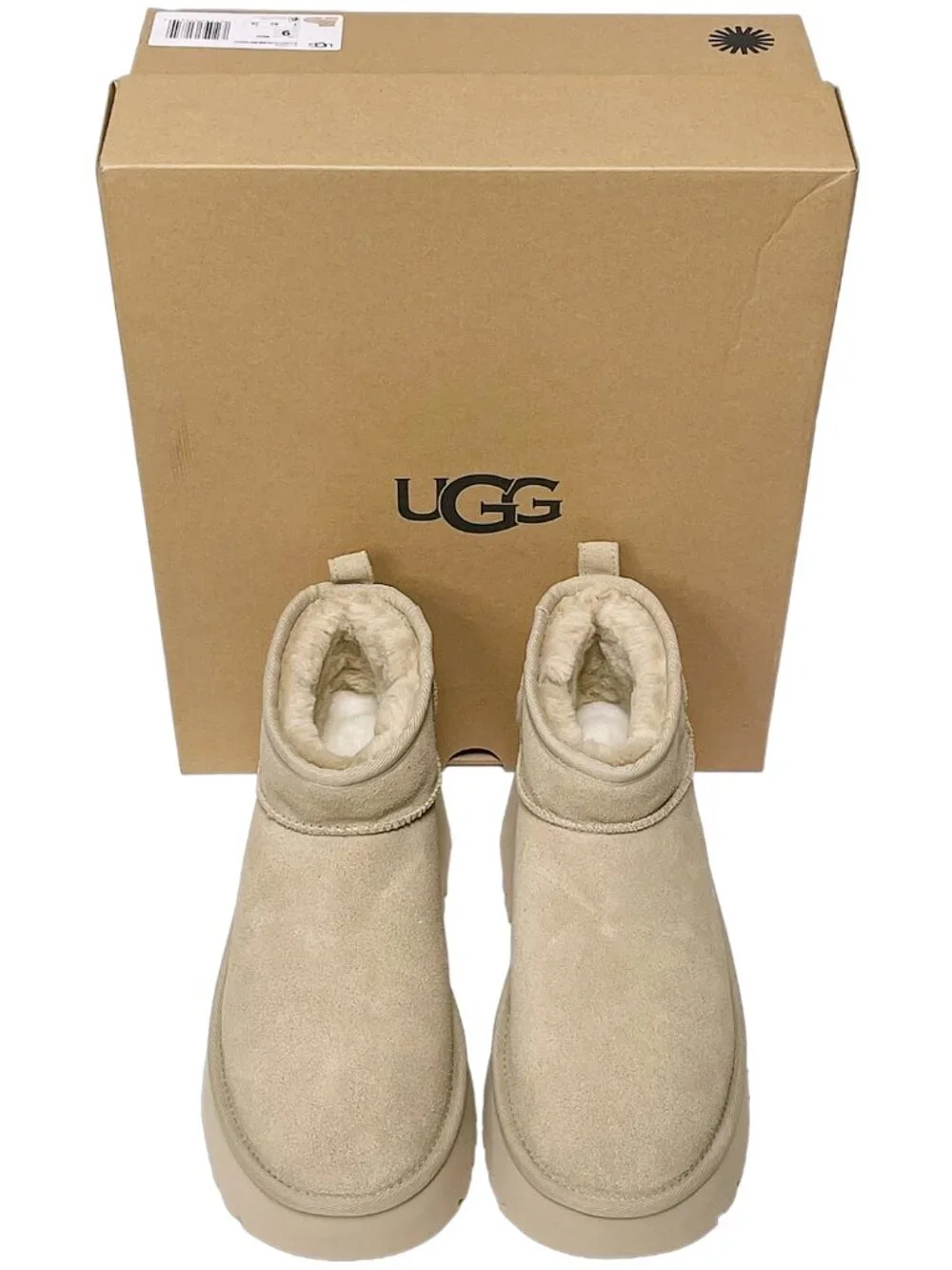 UGG Classic Ultra Mini New Heights Platform Boots Cream Sz 9